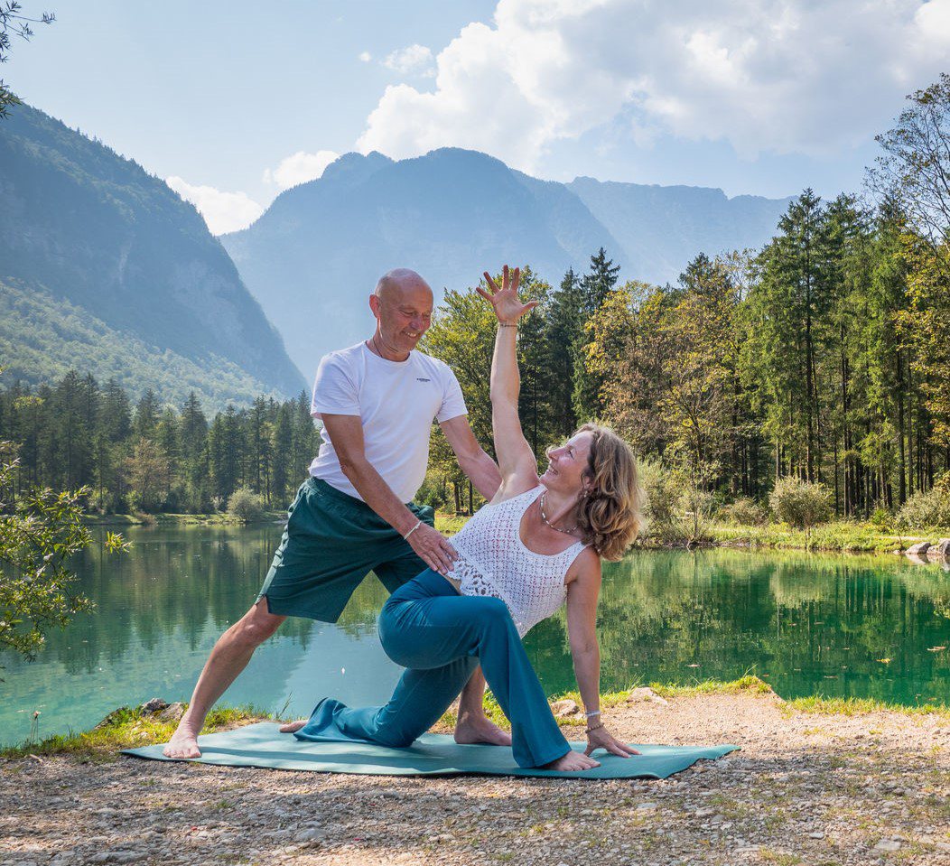 Ayur Yoga mit Christoph Kraft und Surya Maud Drogi